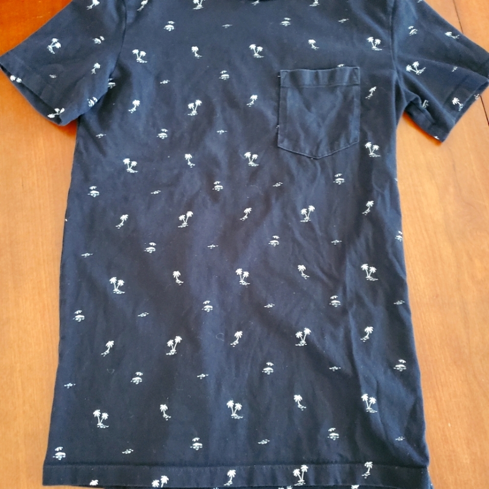 H and M t shirt